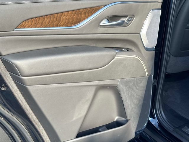 Certified 2024 Cadillac Escalade Sport Platinum w/ LPO, ONYX Package AWD/4WD image 11