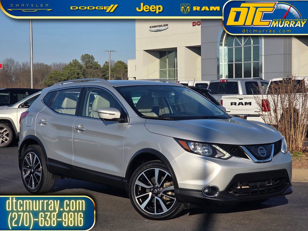 Used 2018 Nissan Rogue Sport SL image 1