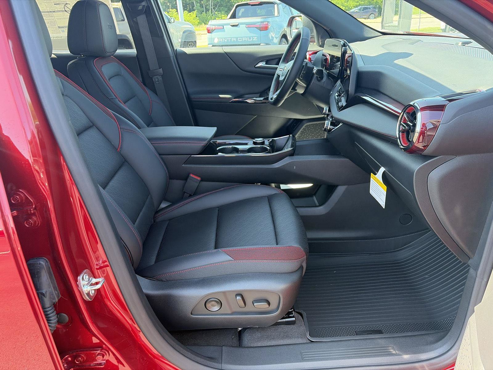New 2027 Chevrolet Equinox RS w/ Safety and Technology Package AWD/4WD image 17