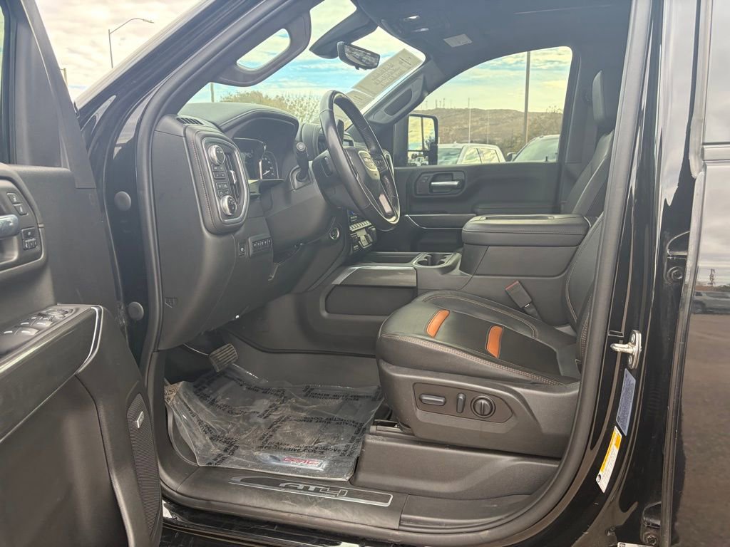 Used 2022 GMC Sierra 2500 AT4 w/ AT4 Premium Plus Package image 13