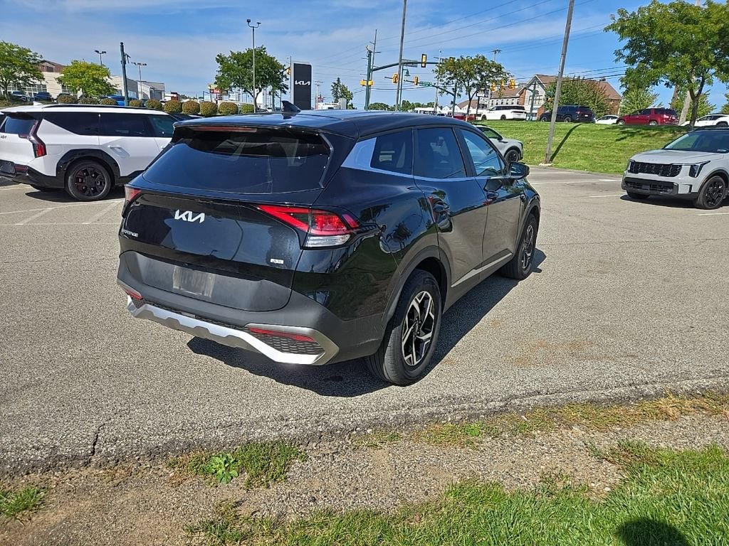 Certified 2023 Kia Sportage LX AWD/4WD image 3
