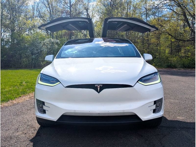 Used 2020 Tesla Model X Long Range AWD/4WD image 3