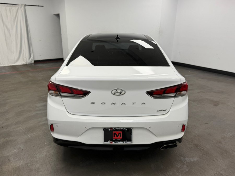 Used 2019 Hyundai Sonata Limited w/ Ultimate Package 04 FWD image 7
