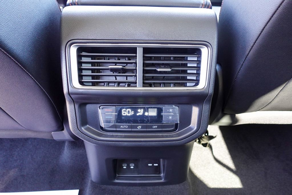 New 2026 Volkswagen Atlas Peak Edition image 26