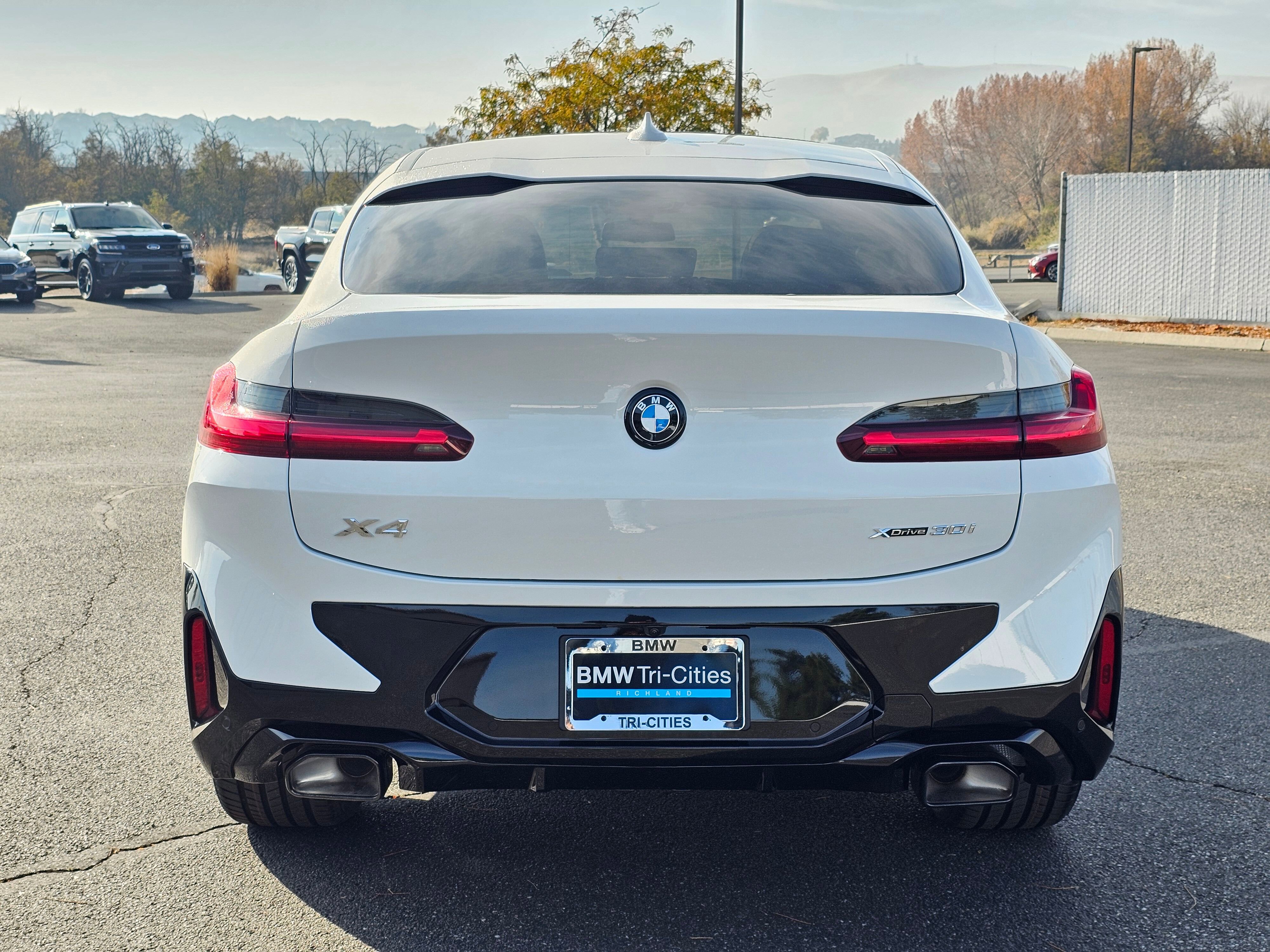 New 2025 BMW X4 xDrive30i w/ Premium Package image 5