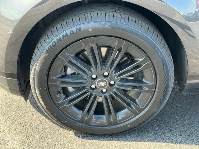 Used 2024 Land Rover Range Rover Evoque Dynamic SE AWD/4WD image 11