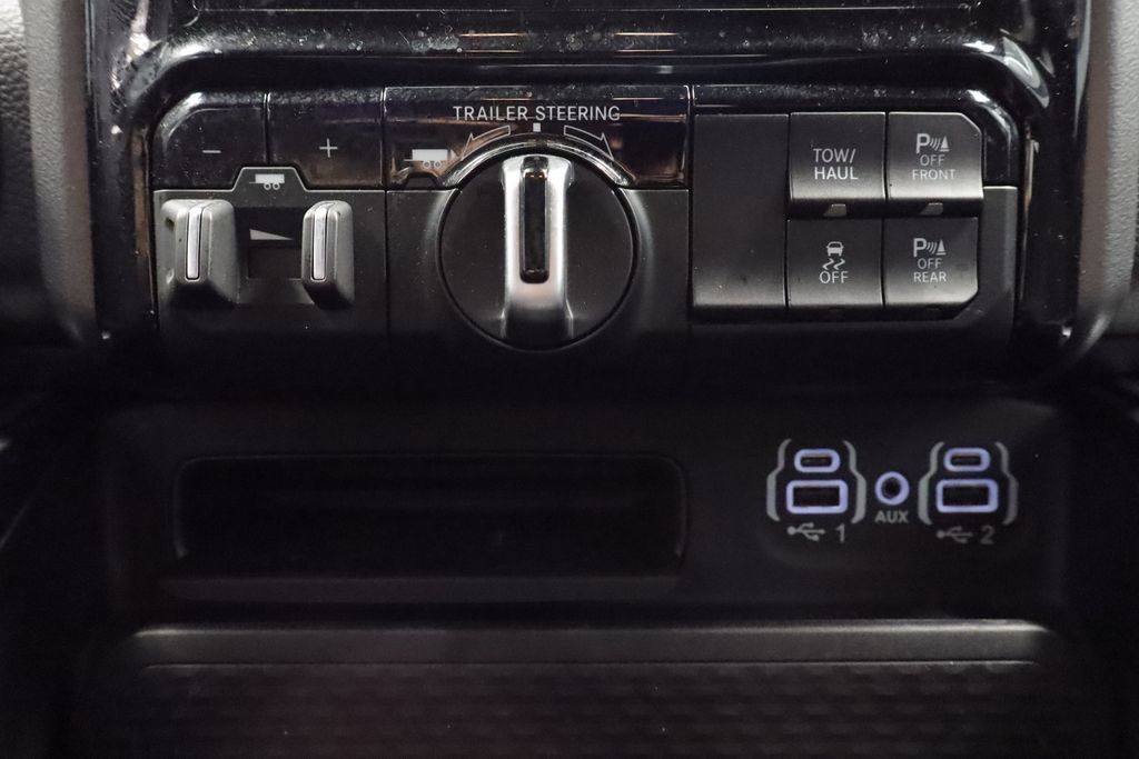 Used 2023 RAM 1500 Big Horn AWD/4WD image 33