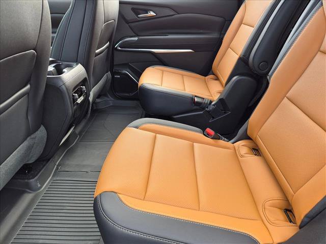 New 2027 Chevrolet Traverse Z71 w/ Enhanced Driving Package AWD/4WD image 15