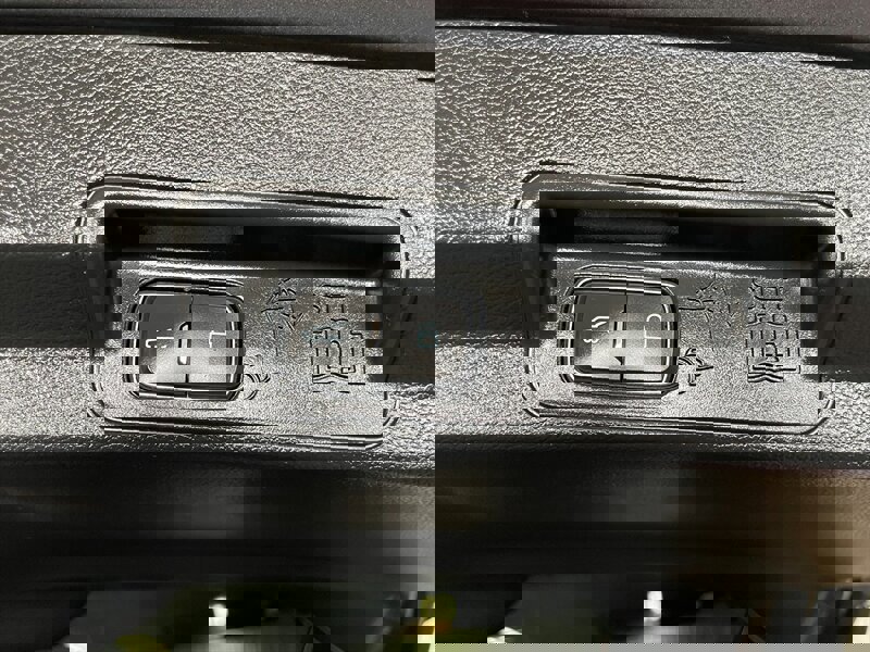 Used 2022 Ford Explorer 4WD w/ Class IV Trailer Tow Package image 32