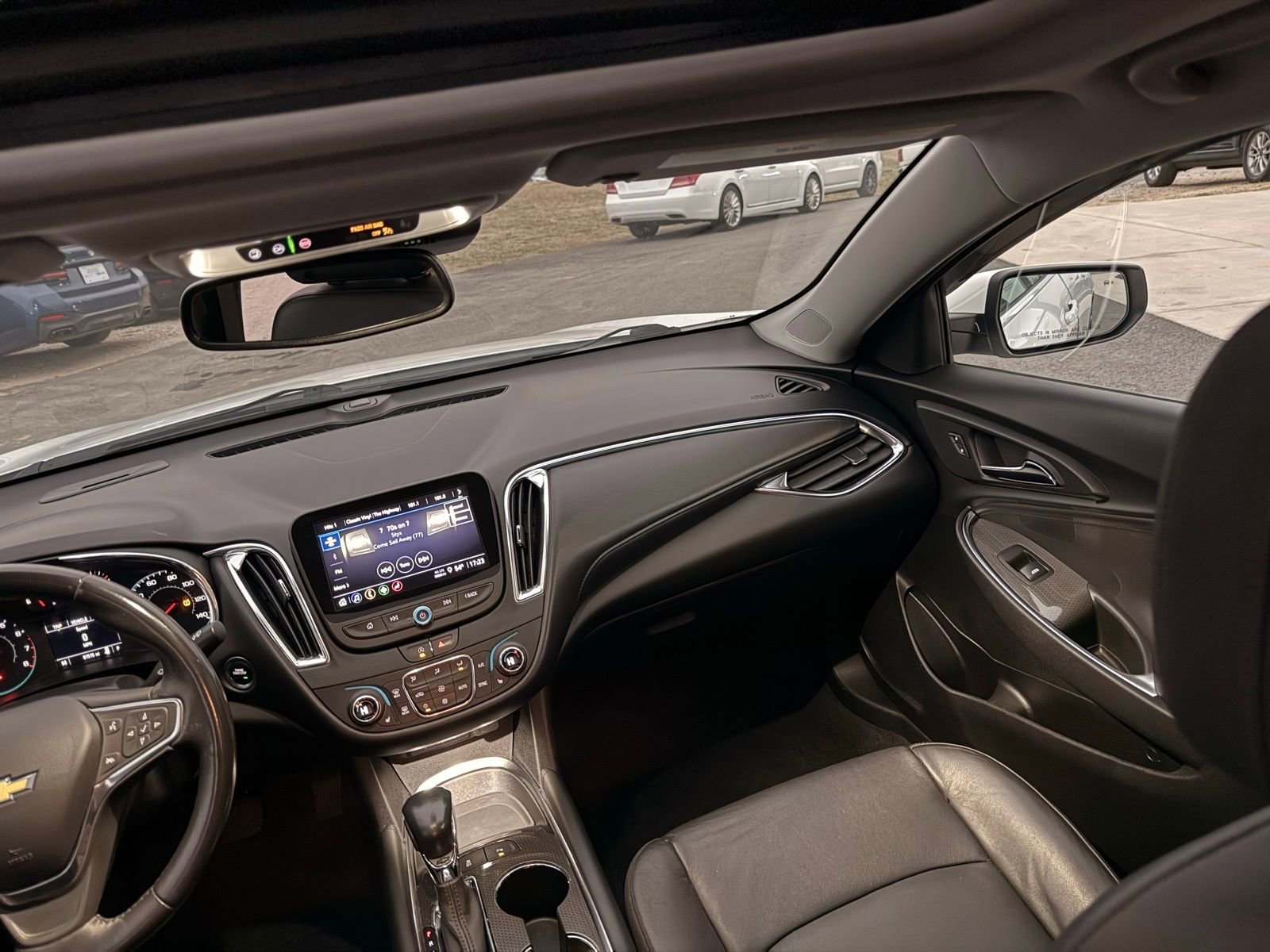 Used 2021 Chevrolet Malibu LT w/ Leather Package image 33