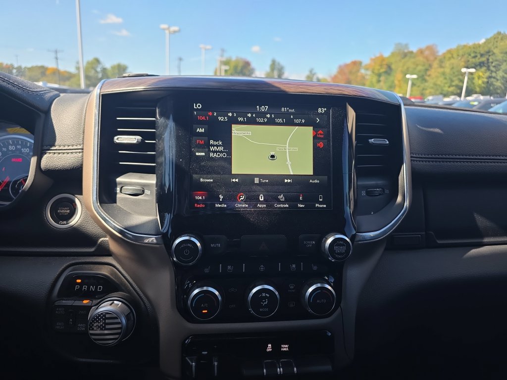 Used 2019 RAM 1500 Laramie AWD/4WD image 32