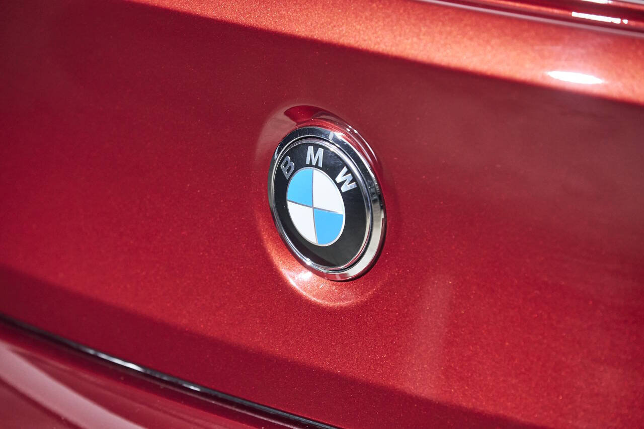 Used 2006 BMW M6 Coupe RWD image 40