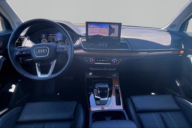 Used 2023 Audi Q5 2.0T Premium Plus w/ Premium Plus Package AWD/4WD image 15