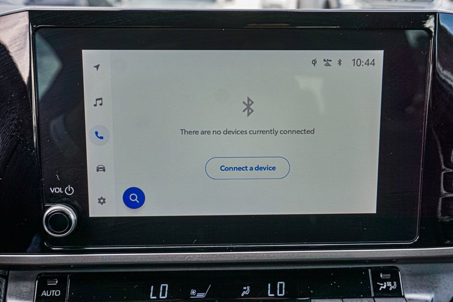 Used 2025 Toyota Camry SE image 33