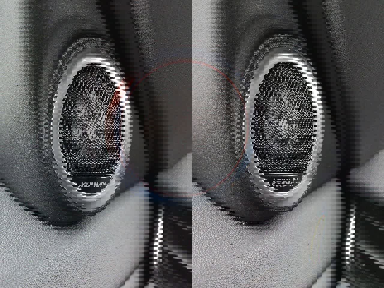 New 2026 Land Rover Range Rover Evoque S image 31