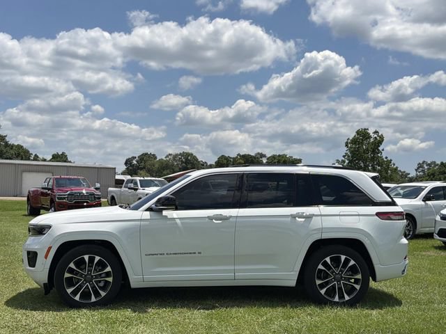 Used 2022 Jeep Grand Cherokee Overland AWD/4WD image 11
