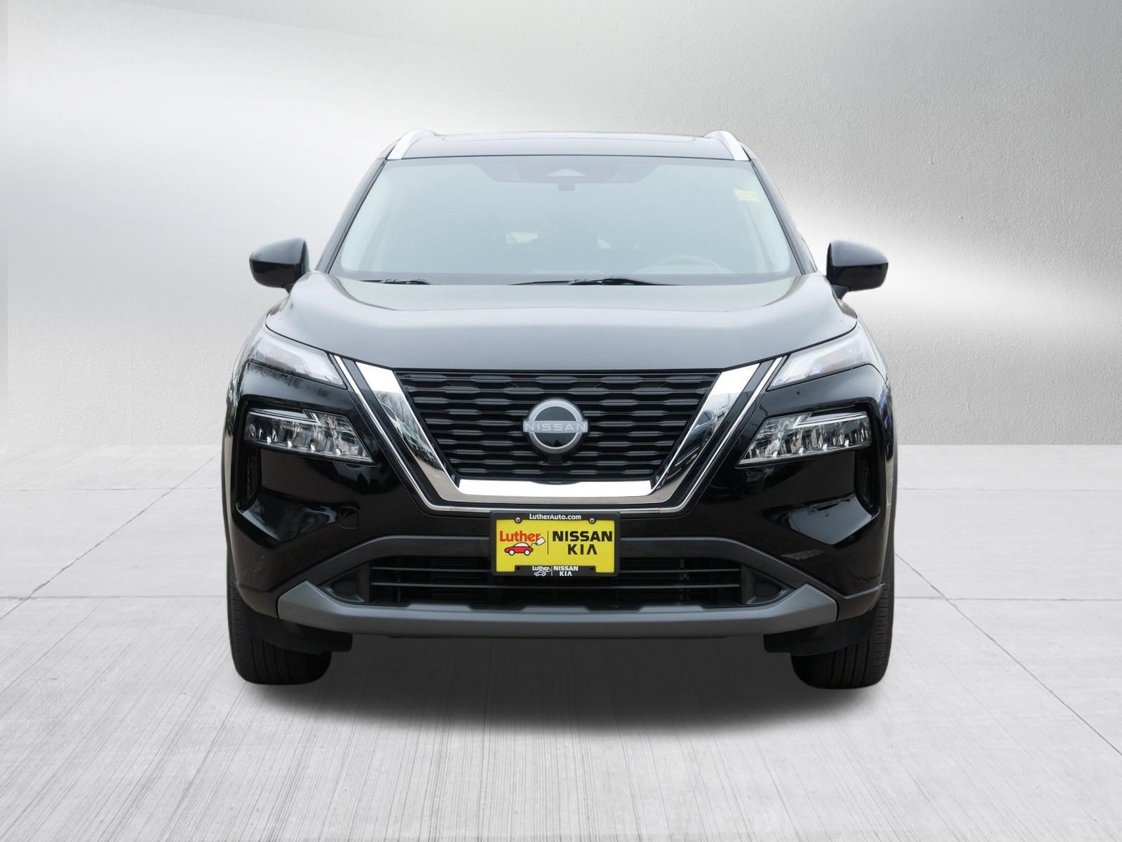 Certified 2023 Nissan Rogue SV w/ SV Premium B Package AWD/4WD image 2