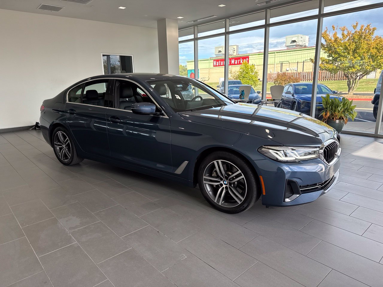 Used 2023 BMW 530i xDrive w/ Premium Package