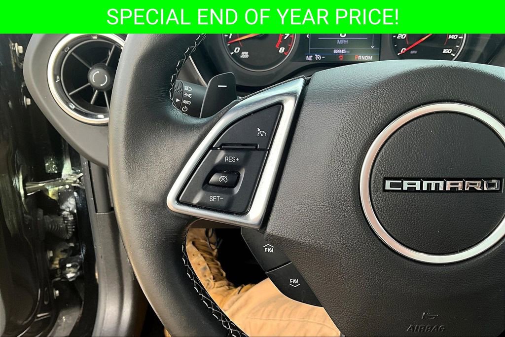 Used 2021 Chevrolet Camaro LT w/ RS Package image 10