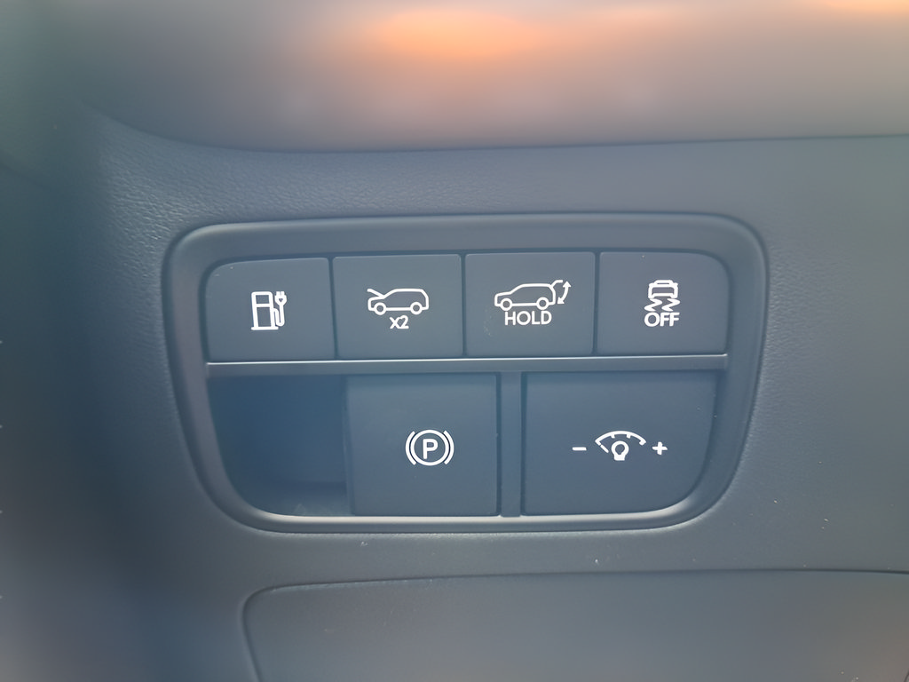 New 2026 Hyundai Ioniq 9 SE AWD/4WD image 25