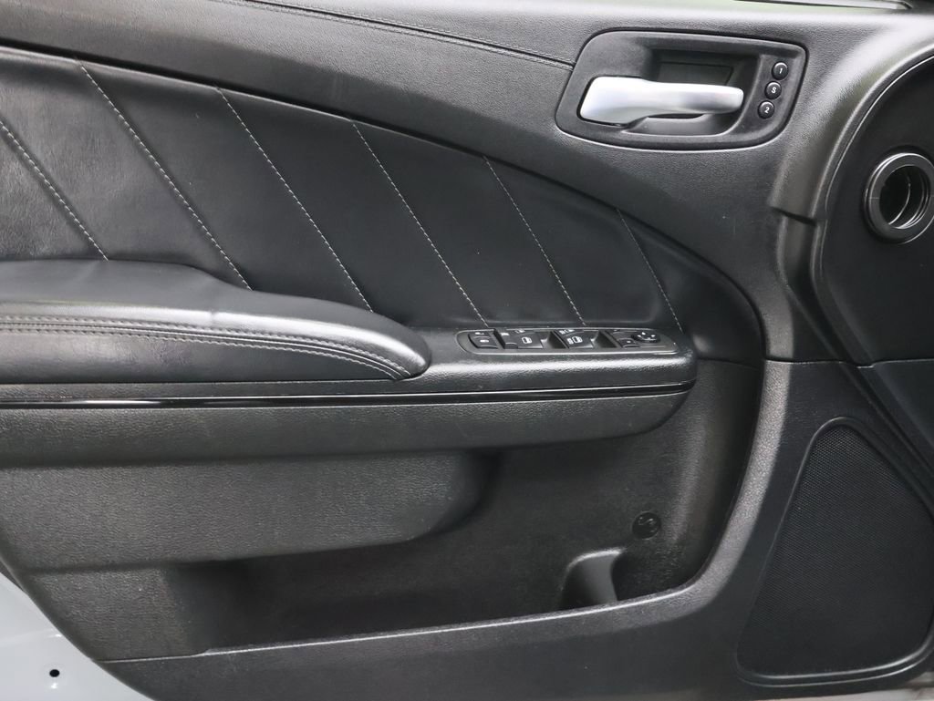 Used 2022 Dodge Charger R/T w/ Plus Group image 15
