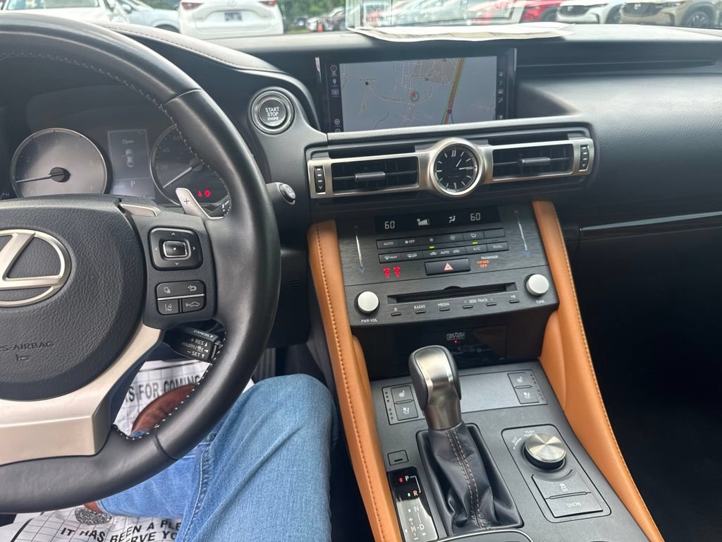 Used 2019 Lexus RC 350 w/ Premium Package RWD image 18