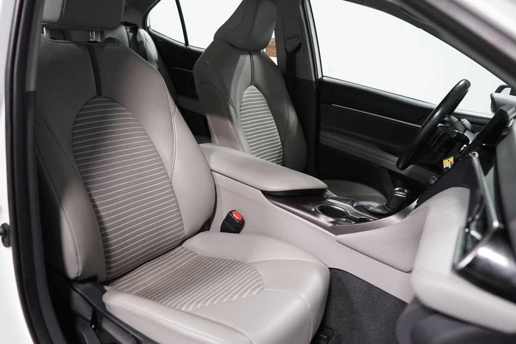 Used 2023 Toyota Camry SE FWD image 26