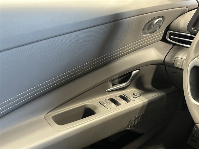 Used 2025 Hyundai Elantra Sport image 25