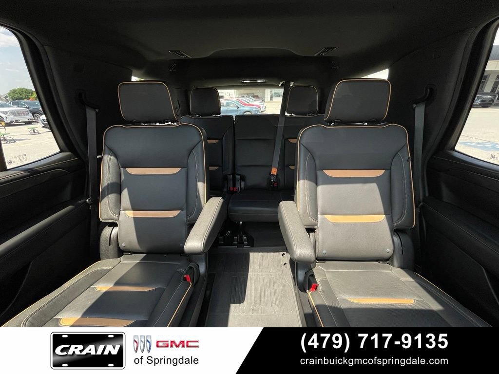 Used 2024 GMC Yukon AT4 w/ Technology Package AWD/4WD image 30