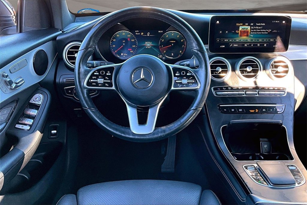 Used 2021 Mercedes-Benz GLC 300 4MATIC image 5