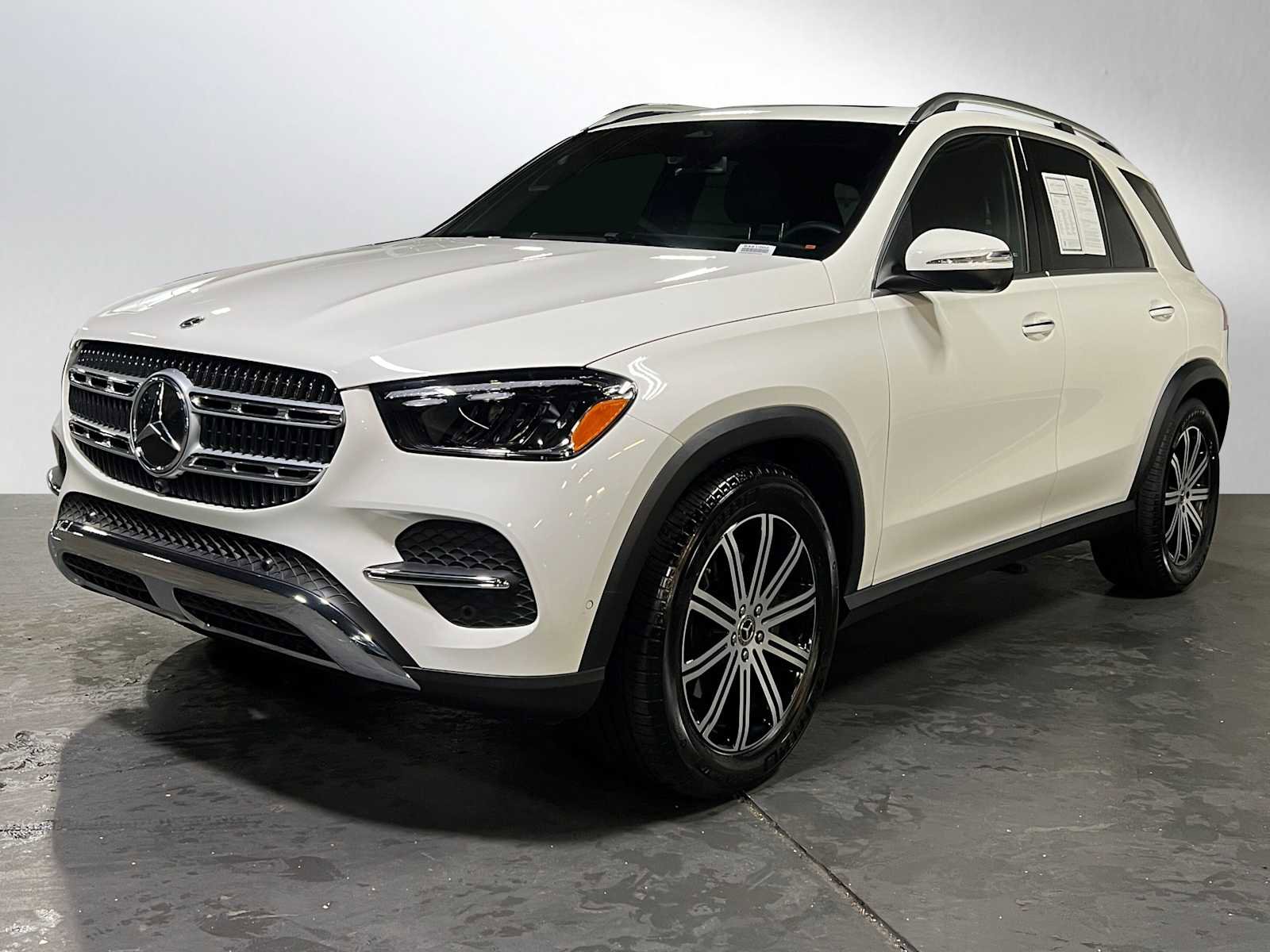 Used 2025 Mercedes-Benz GLE 350 4MATIC image 7