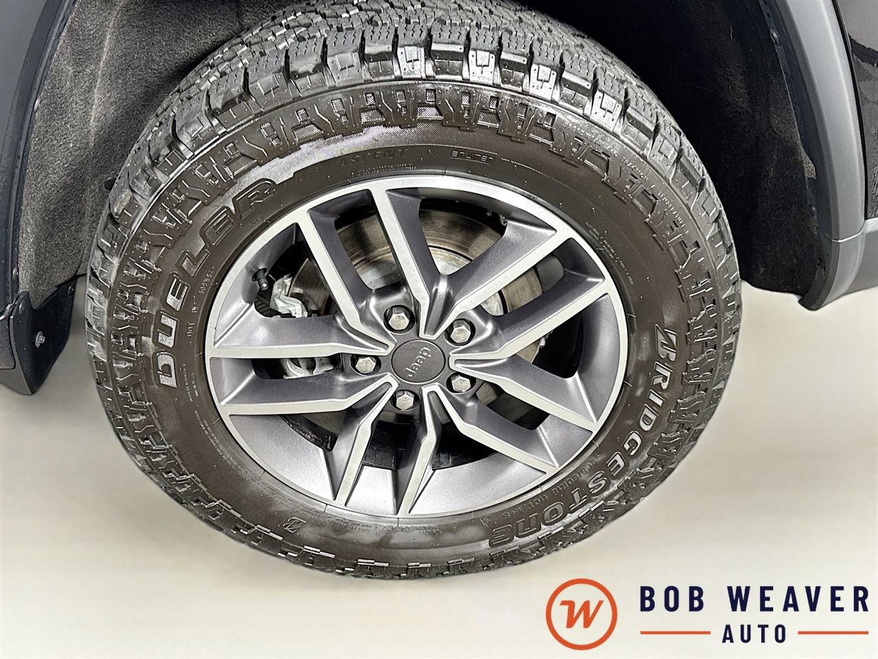 Used 2022 Jeep Grand Cherokee Limited image 33