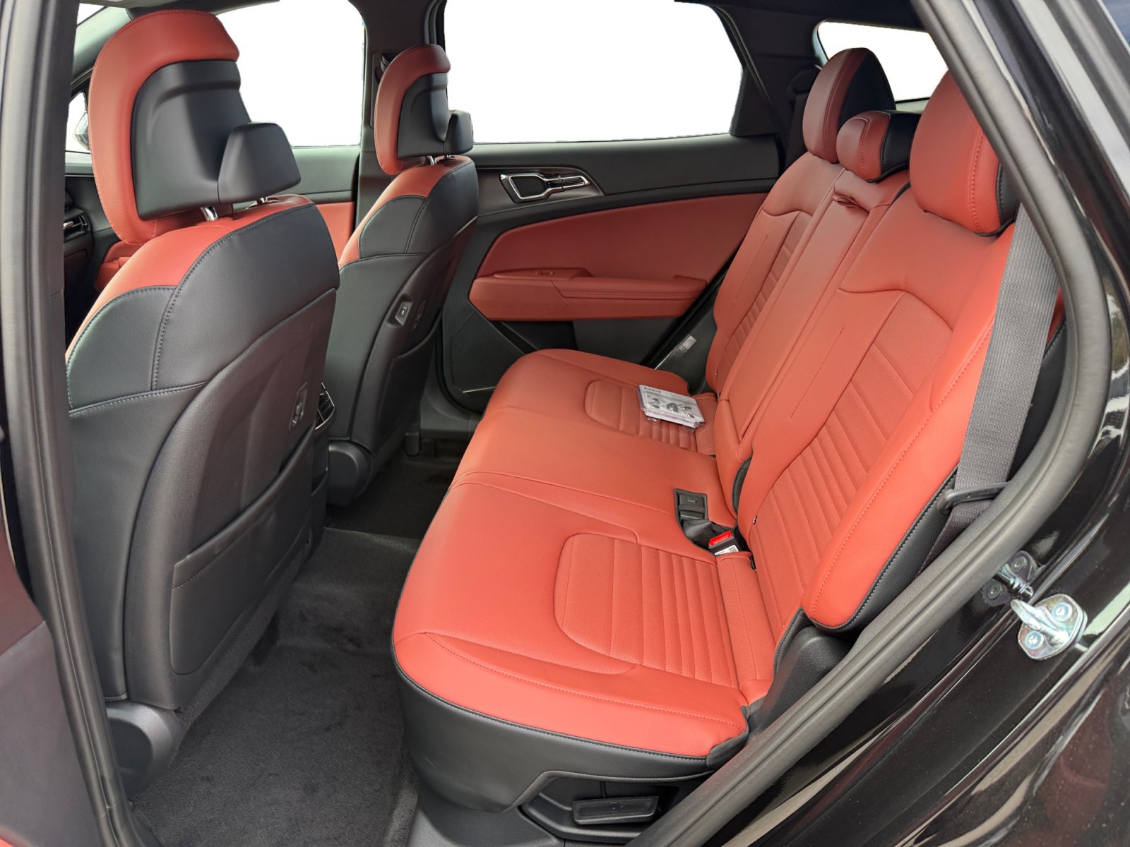 New 2027 Kia Sportage SX Prestige AWD/4WD image 16