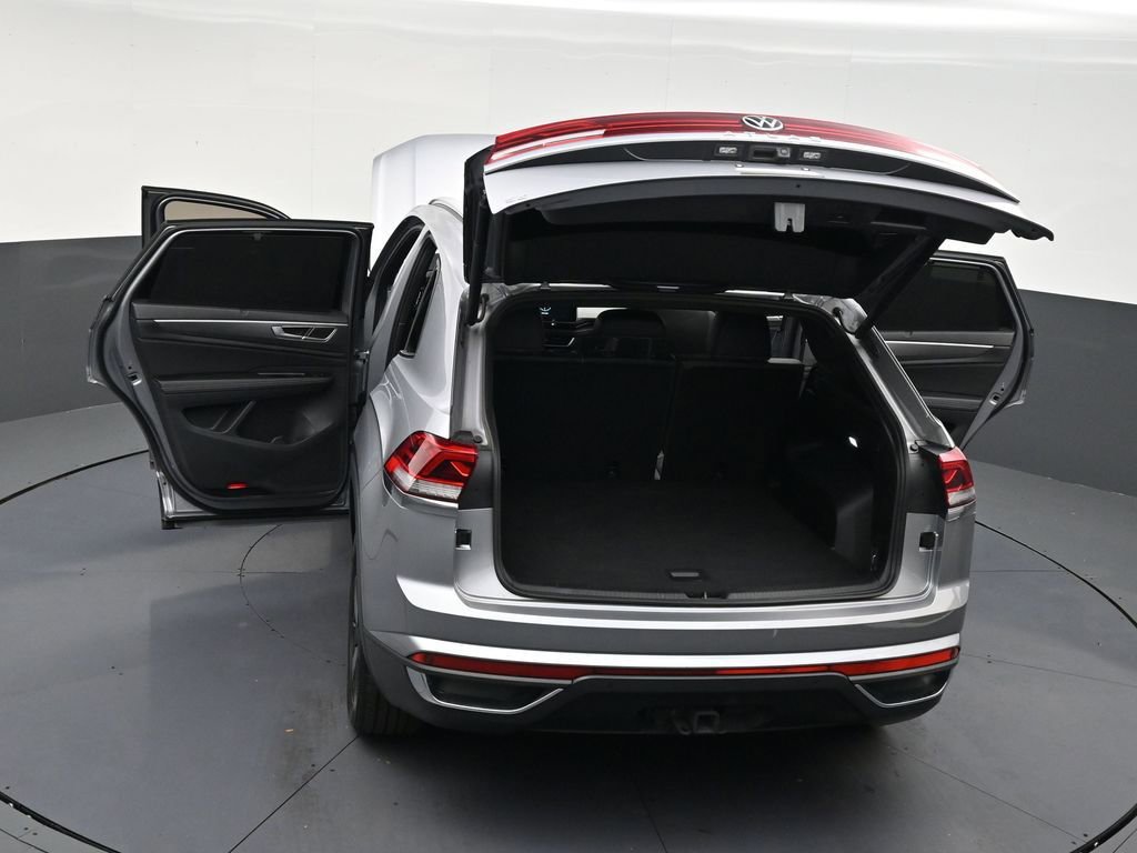 Used 2024 Volkswagen Atlas Cross Sport SE image 33