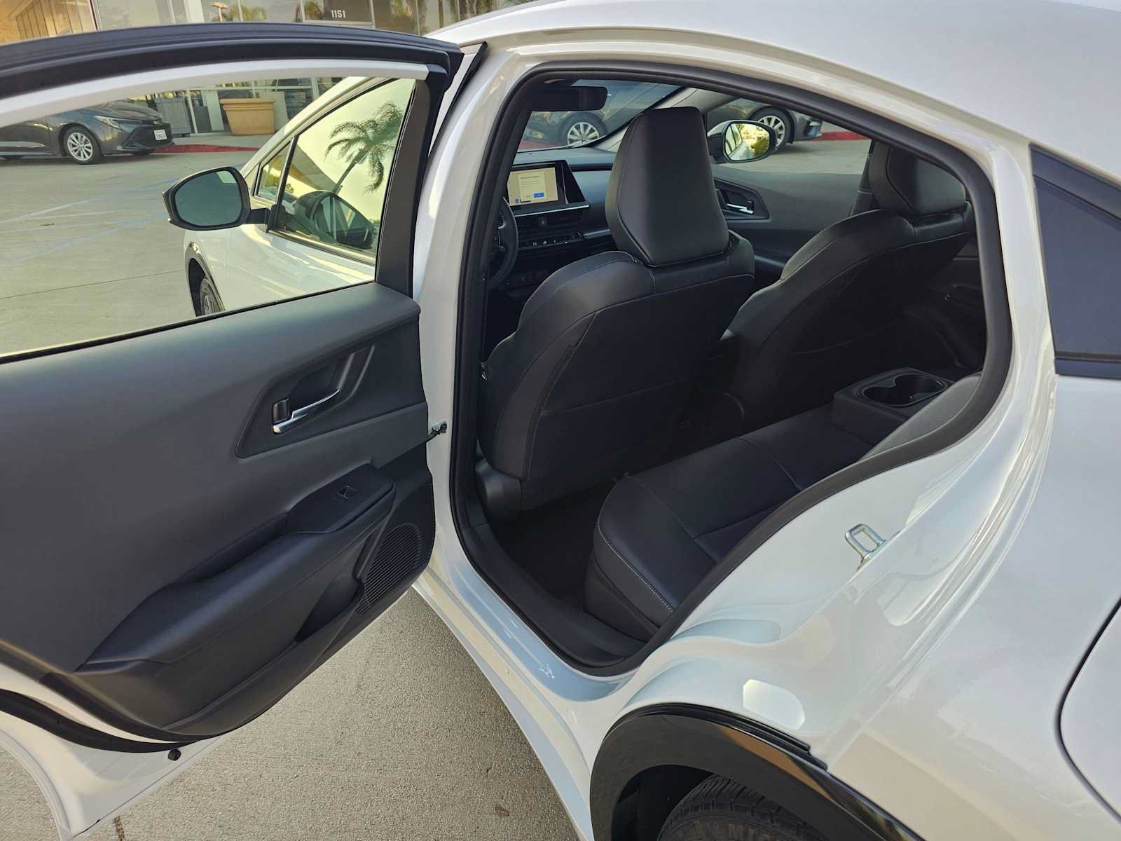 Certified 2026 Toyota Prius XLE FWD image 15
