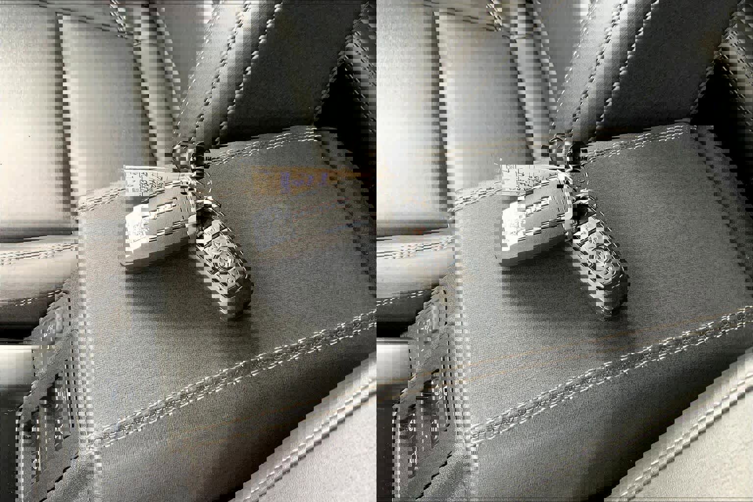 Certified 2025 Ford Bronco Badlands AWD/4WD image 14