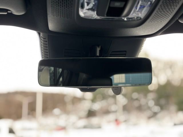 Used 2025 Mercedes-Benz GLB 250 GLB 250 image 36