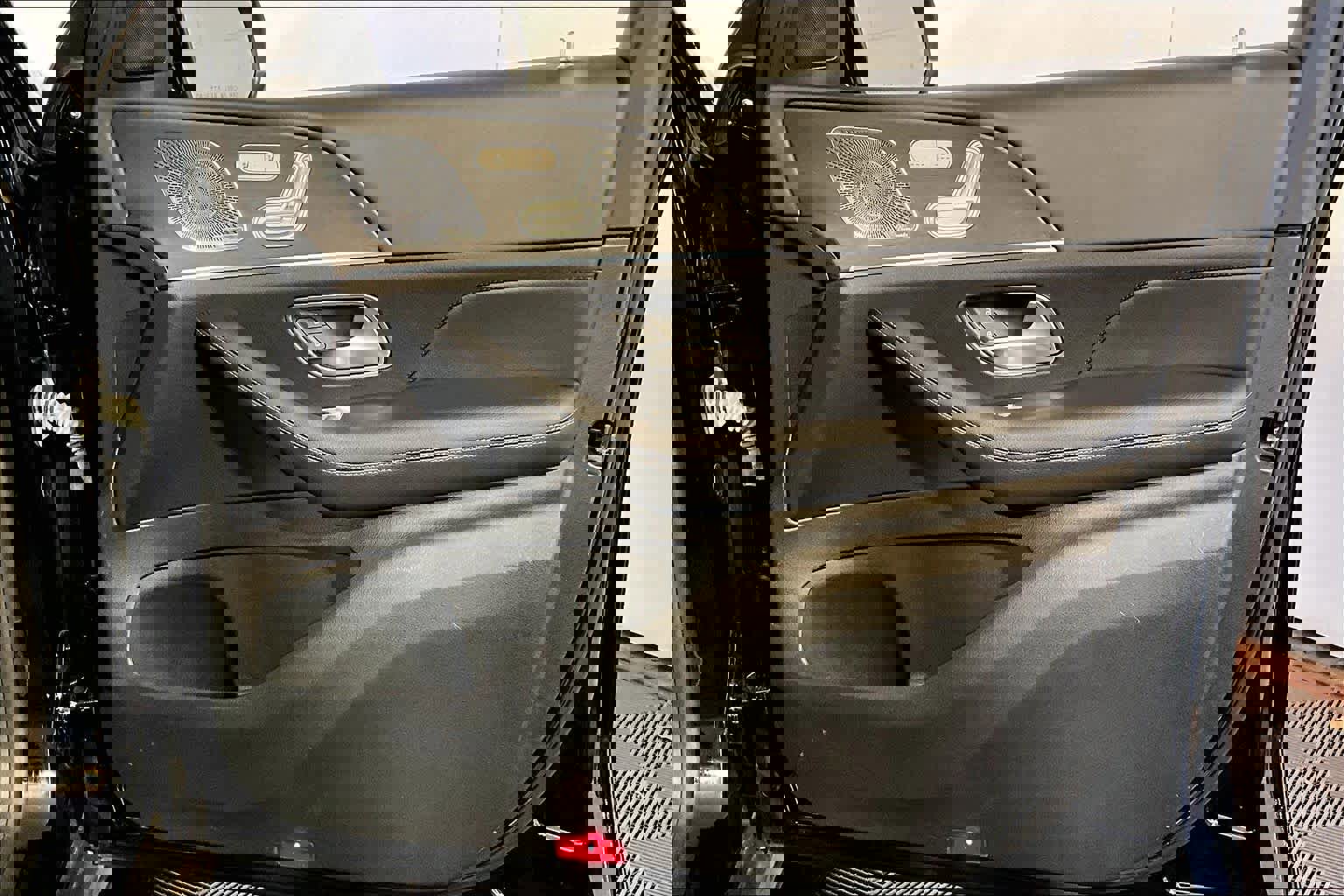 Used 2023 Mercedes-Benz GLE 350 4MATIC image 23