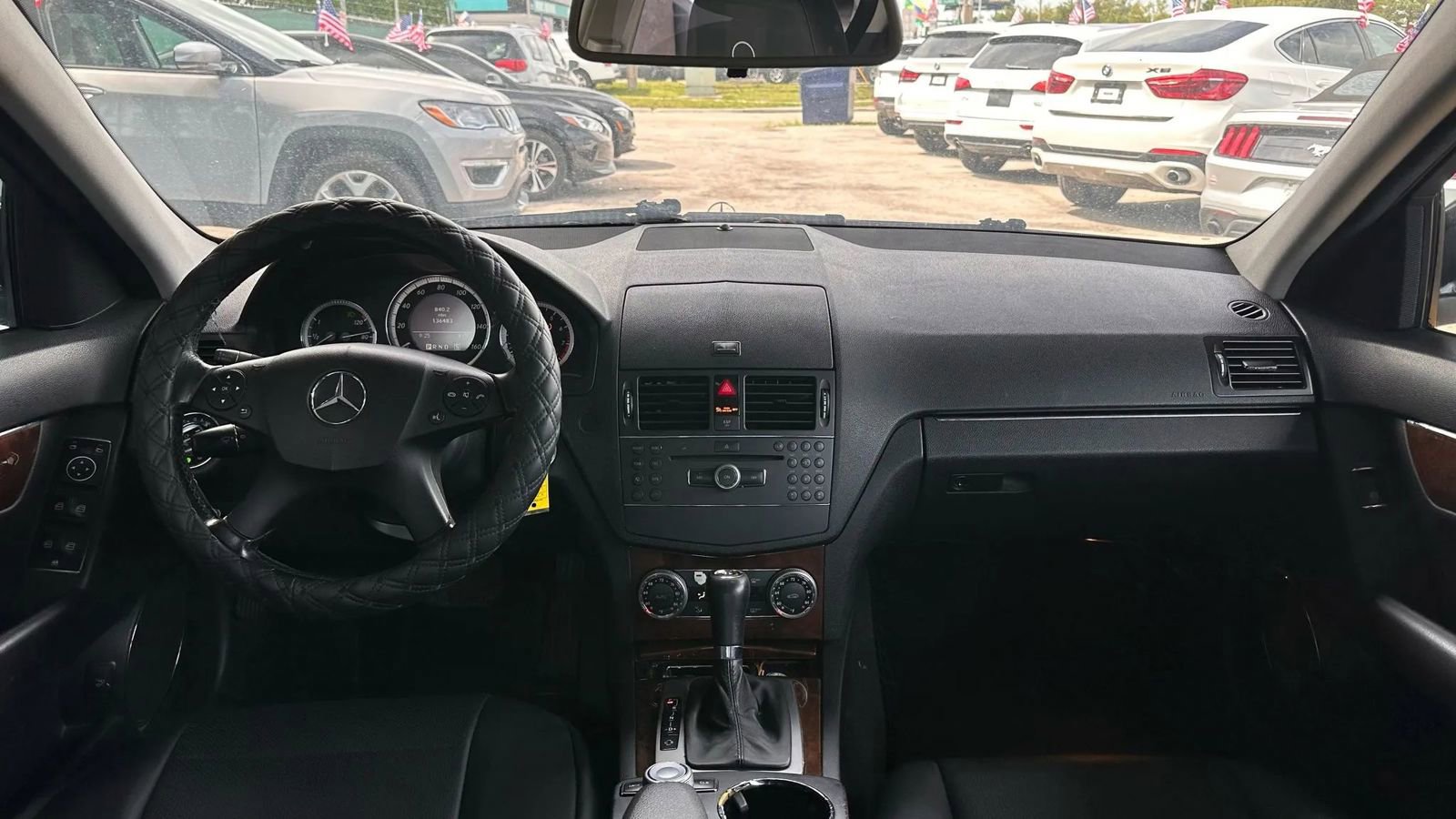 Used 2009 Mercedes-Benz C 300 Sedan image 9