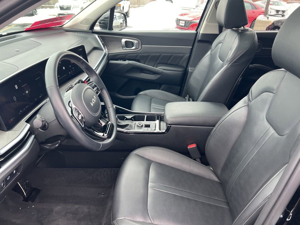 Certified 2024 Kia Sorento SX image 4