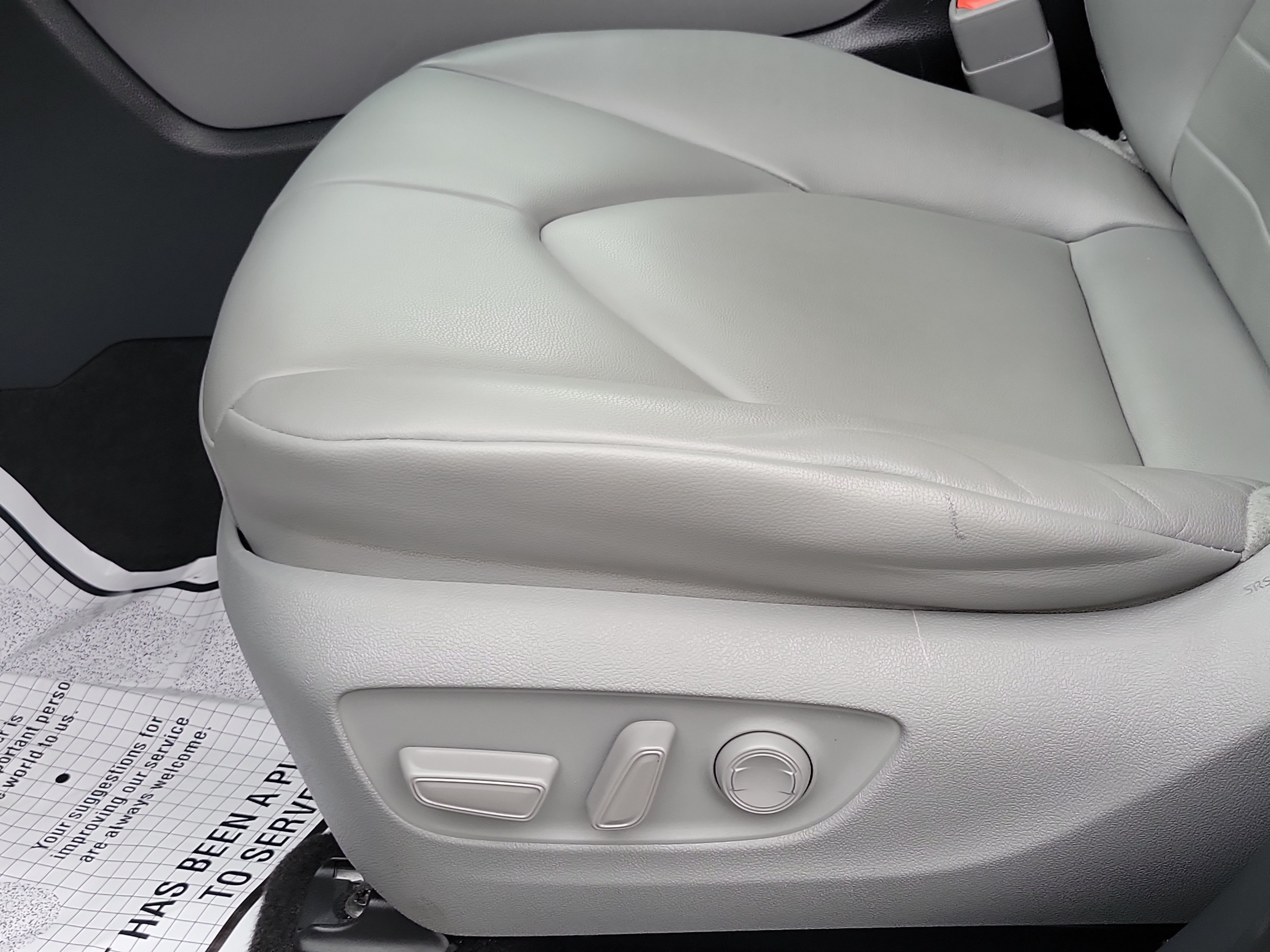 Used 2023 Toyota Highlander XLE FWD image 20