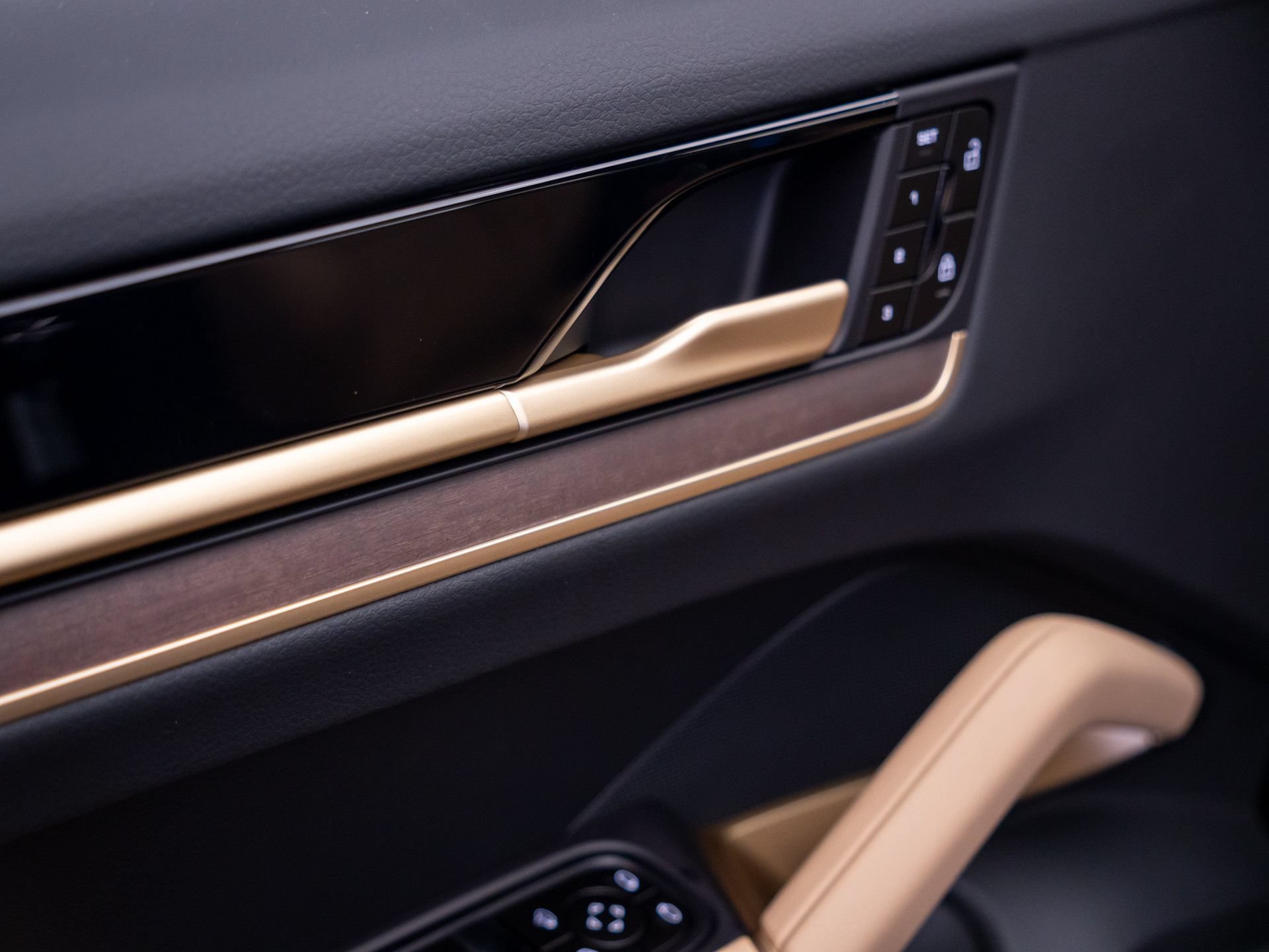 New 2026 Porsche Cayenne AWD/4WD image 15