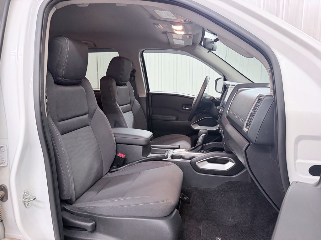Used 2024 Nissan Frontier SV w/ Technology Package RWD image 35