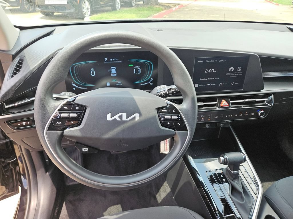 Used 2025 Kia Niro LX FWD image 17