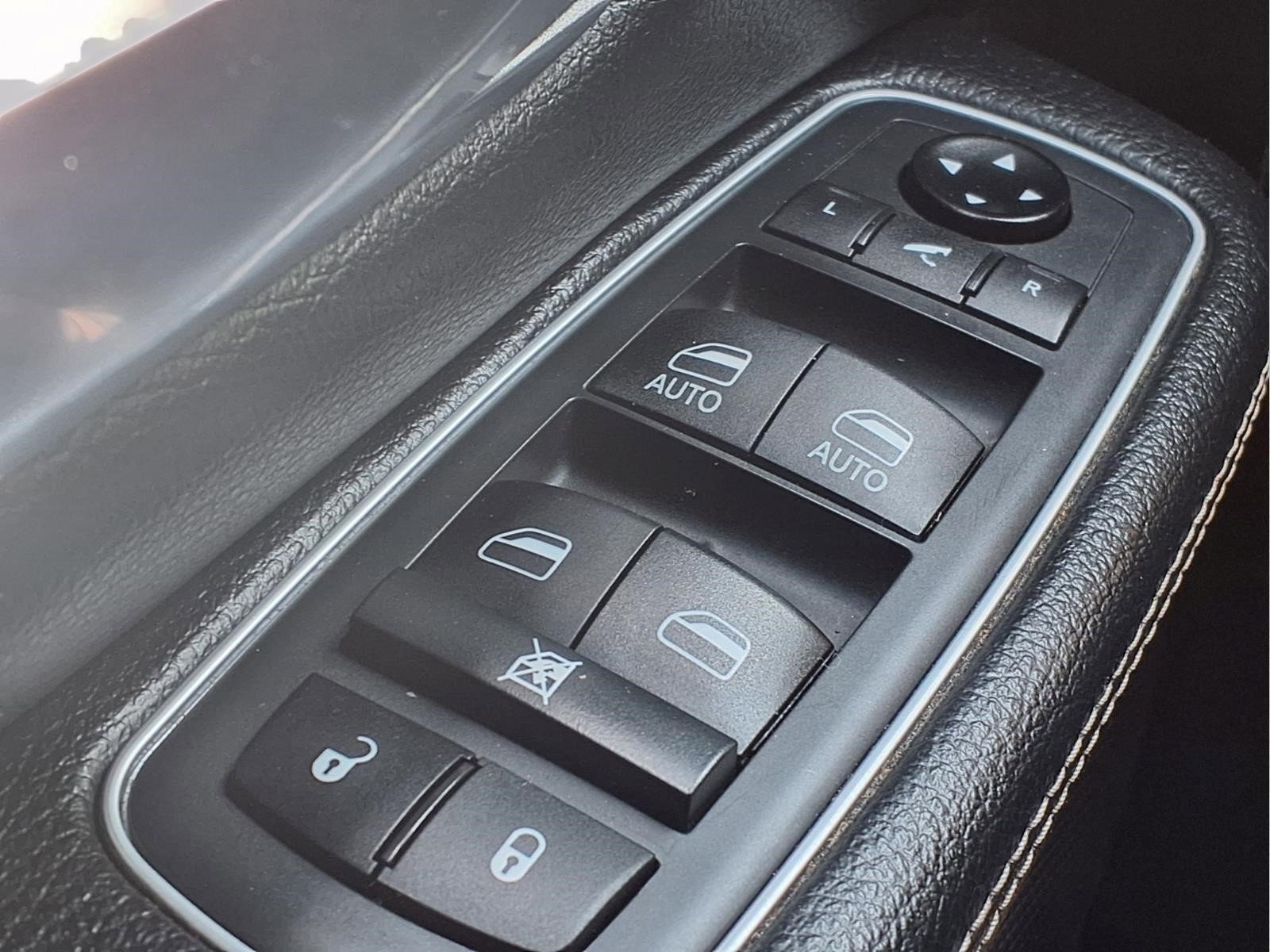 Used 2021 RAM 1500 Laramie w/ Sport Appearance Package AWD/4WD image 20