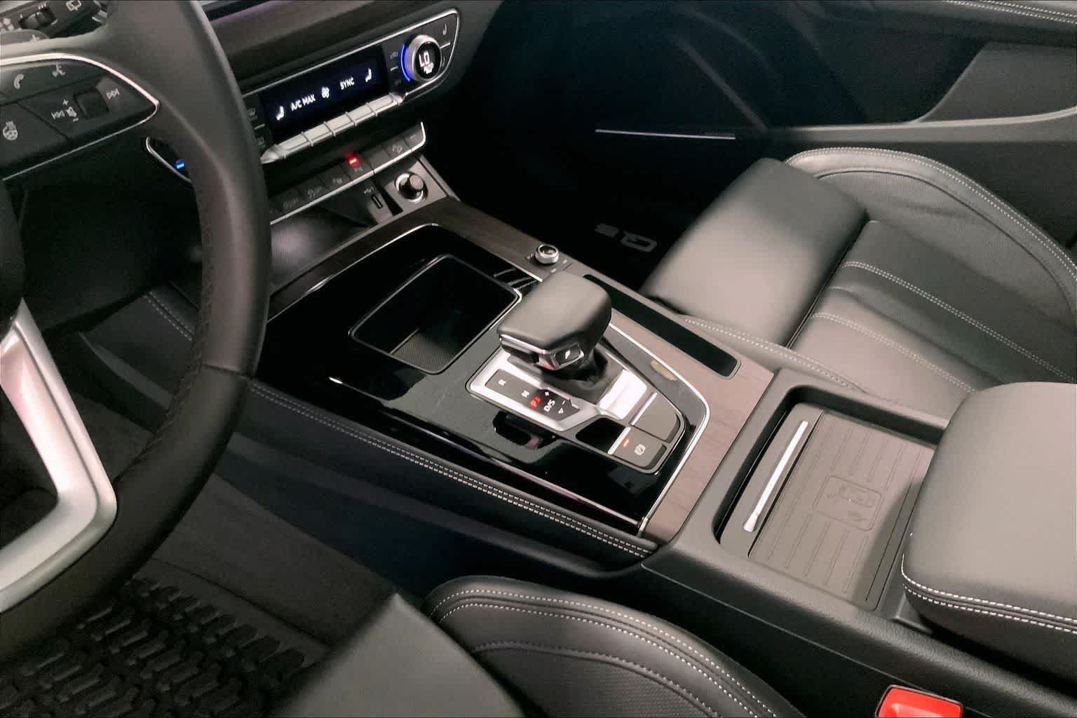 Certified 2023 Audi Q5 2.0T Prestige w/ Prestige Package AWD/4WD image 14