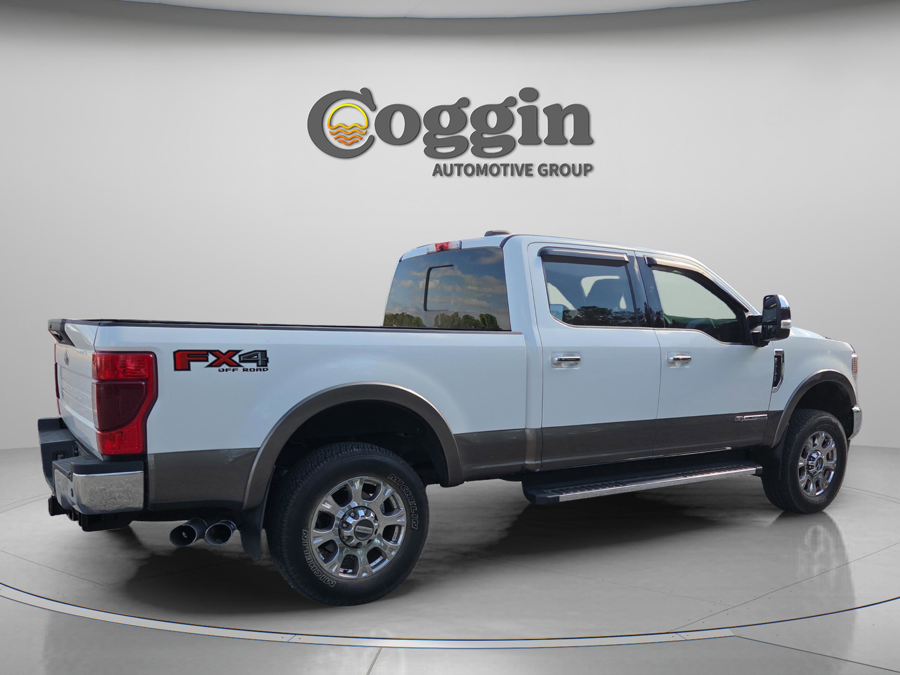 Used 2022 Ford F250 Lariat w/ Lariat Ultimate Package image 5