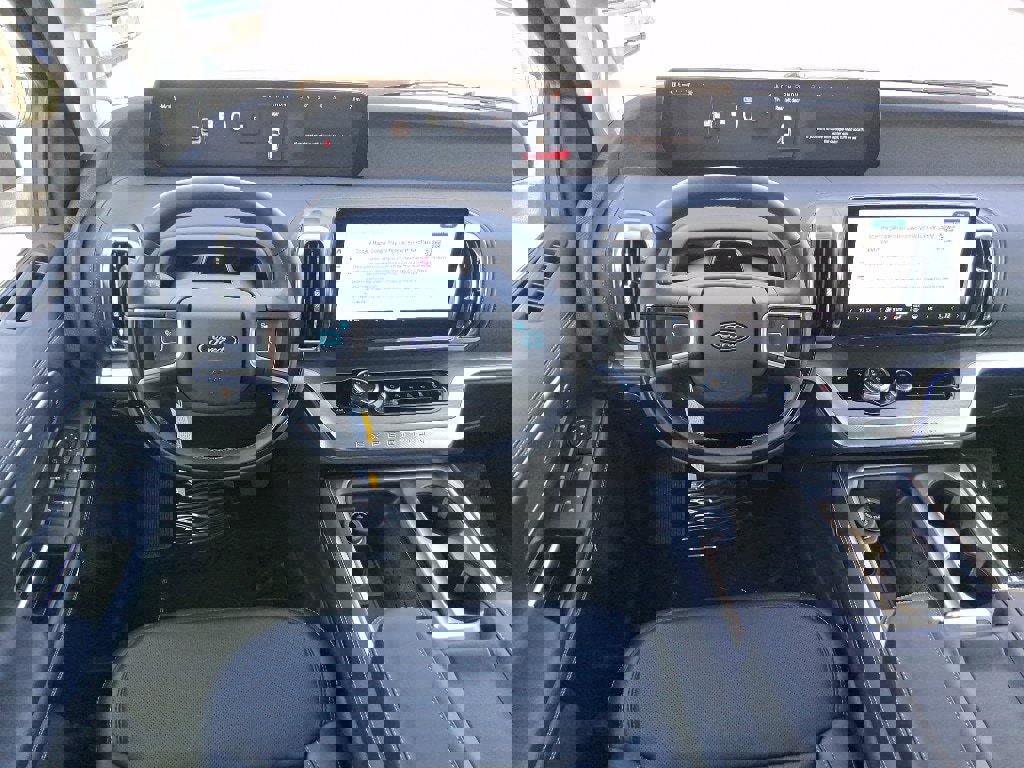 New 2025 Ford Expedition Max Platinum w/ Driver's Package image 9