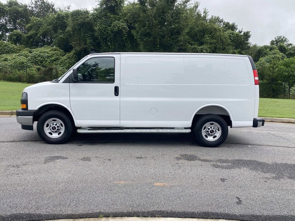 Used 2025 GMC Savana 2500 w/ Driver Convenience Package RWD image 9