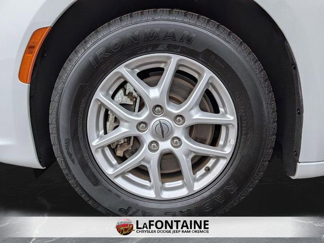 Certified 2023 Chrysler Pacifica Touring-L FWD image 32